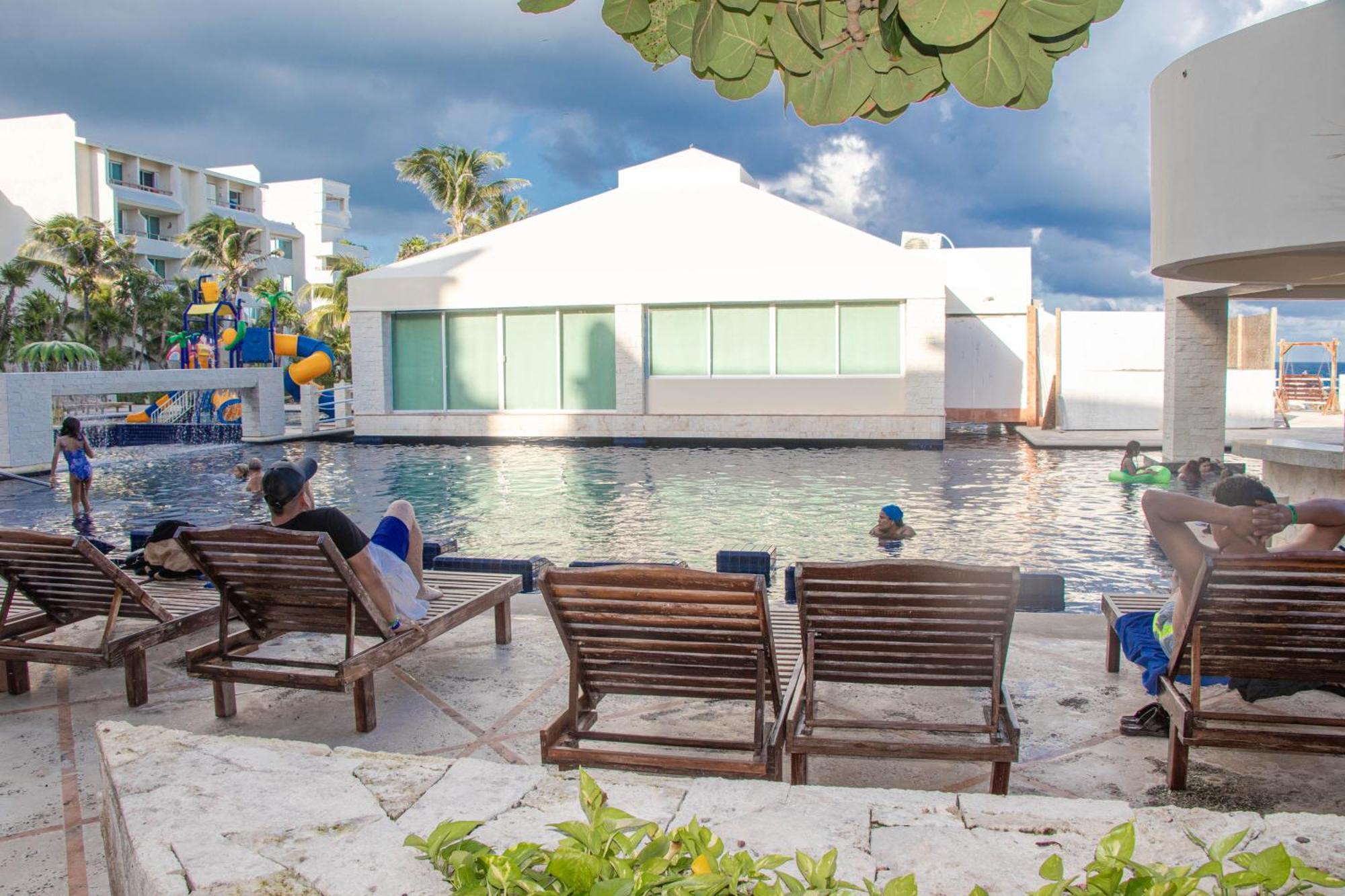 Beachfront Apartments קנקון מראה חיצוני תמונה