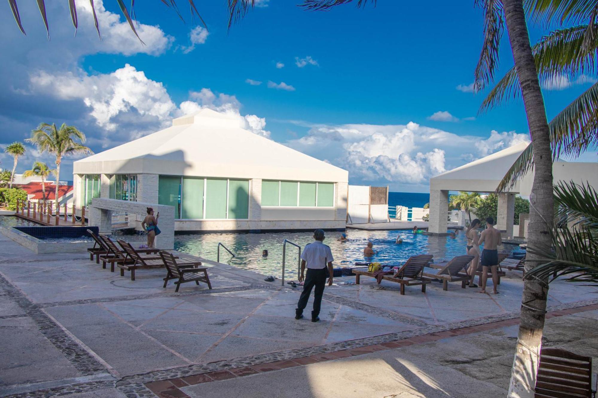 Beachfront Apartments קנקון מראה חיצוני תמונה