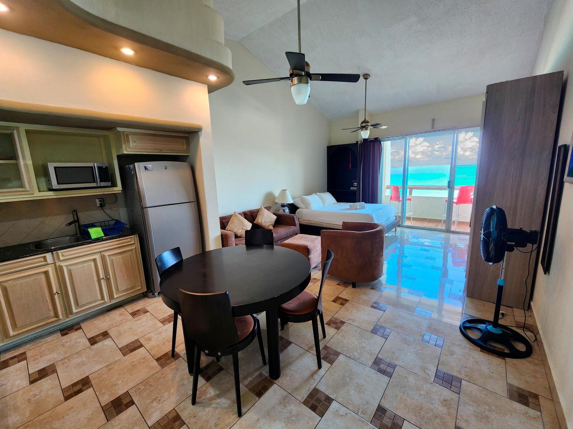 Beachfront Apartments קנקון חדר תמונה