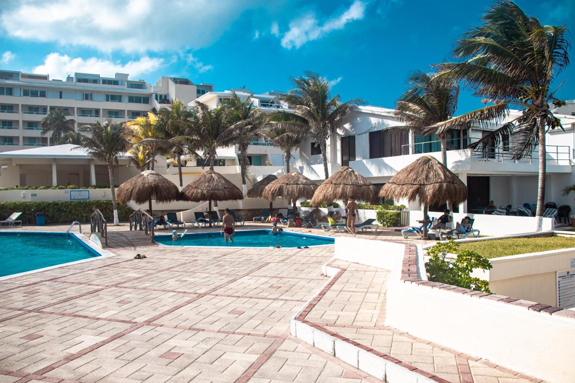 Beachfront Apartments קנקון מראה חיצוני תמונה